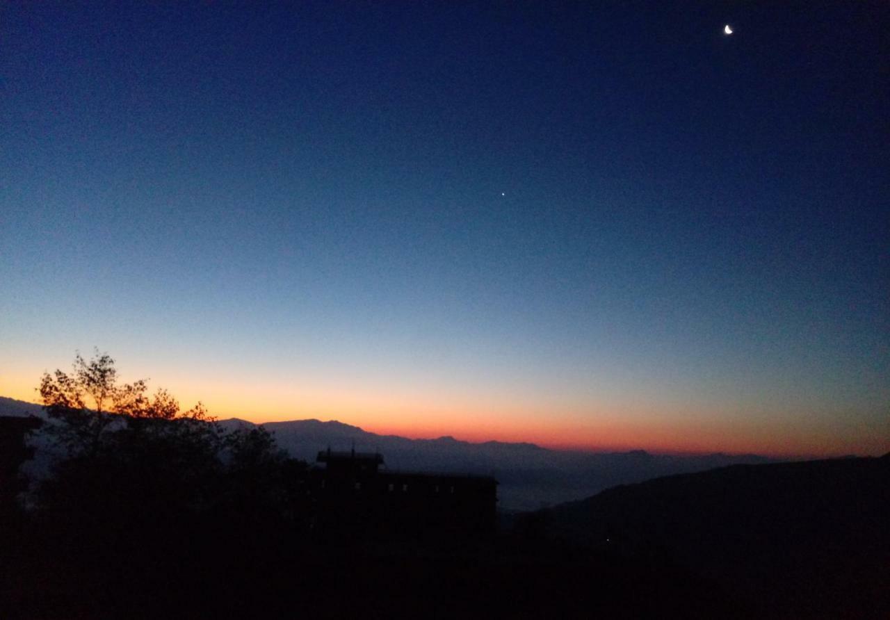 Nagarkot Sunshine Hotel Baluwapati Deupur Exterior foto